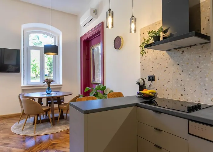 Polai Park Apartments